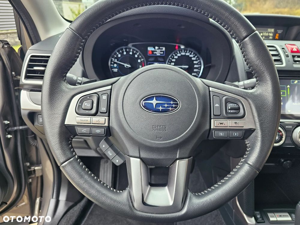 Subaru Forester 2.0 i Exclusive Lineartronic - 16