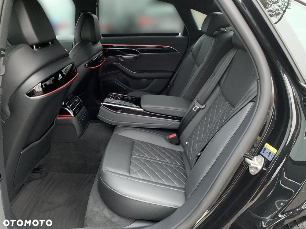 Audi A8 - 14