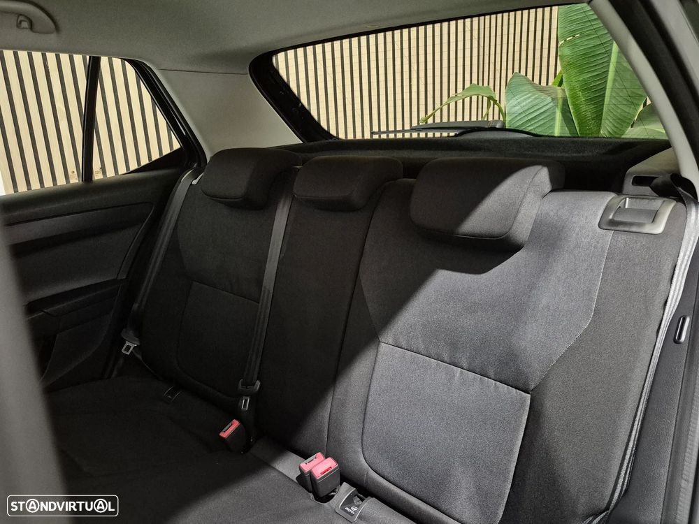 Skoda Fabia 1.0 Style - 9