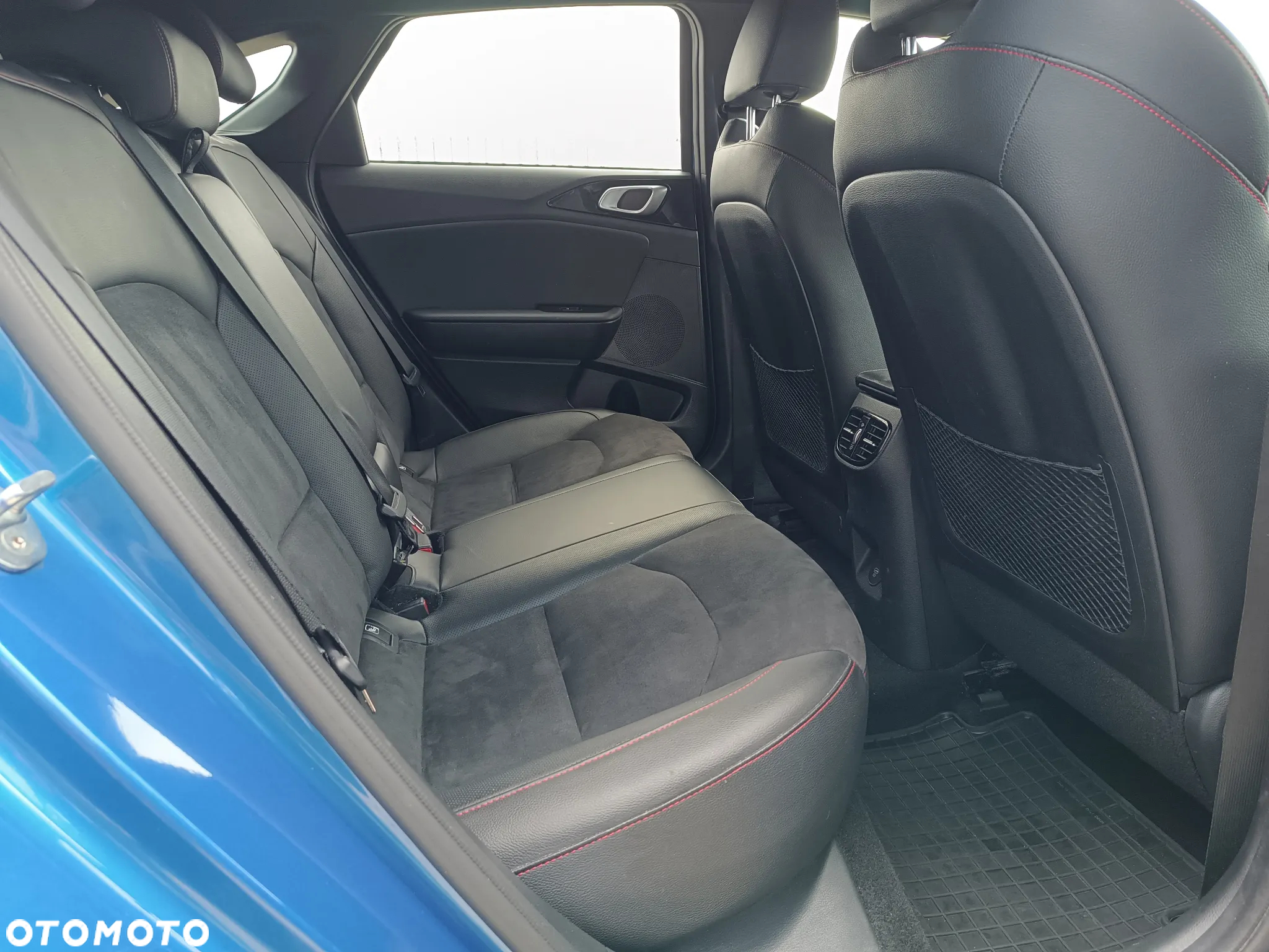 Kia ProCeed 1.6 T-GDI GT DCT - 21