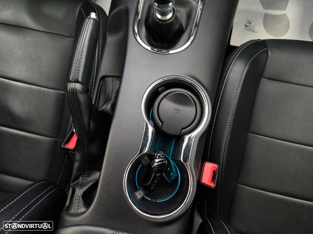 Ford Mustang 2.3i EcoBoost - 19