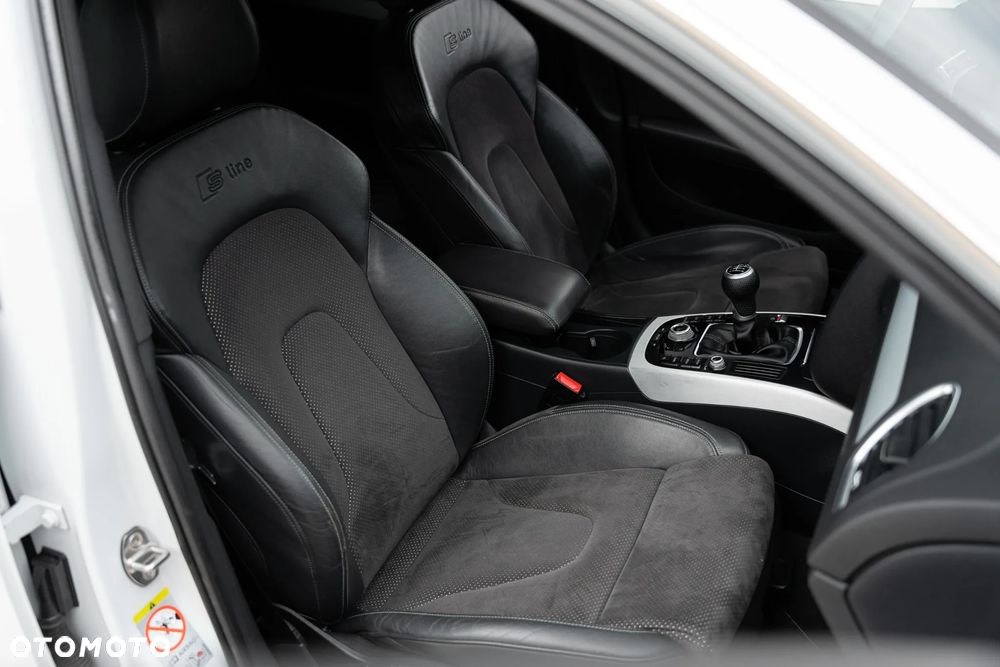Audi A4 Avant 2.0 TDI DPF S line Sportpaket - 17