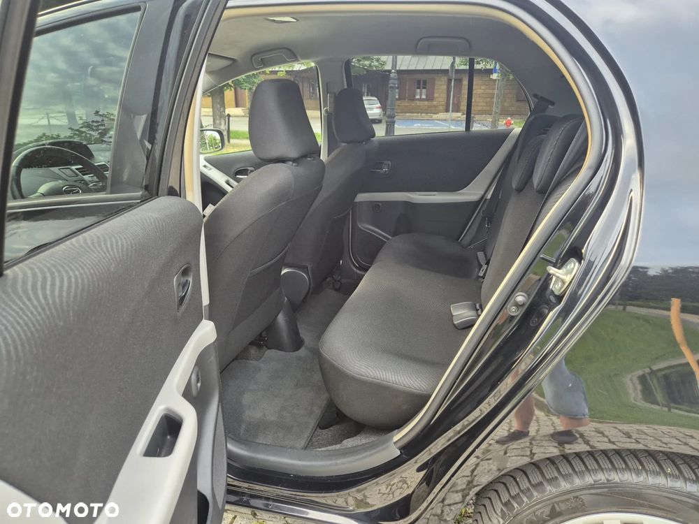 Toyota Yaris 1.33 VVT-i Cool - 18