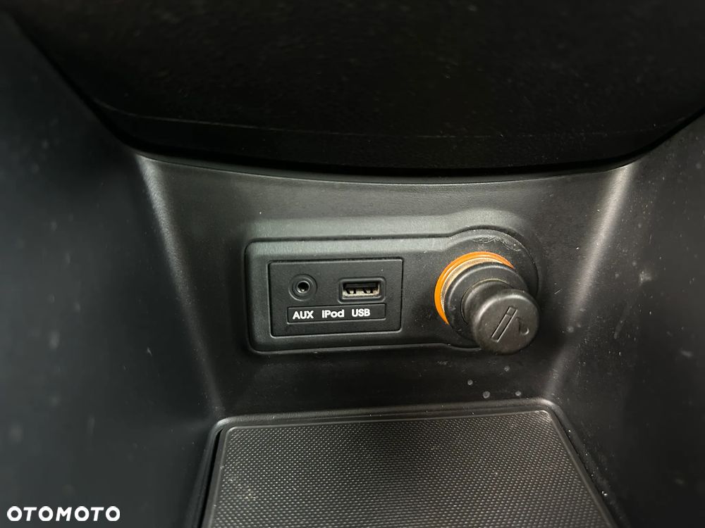 Kia Venga - 17