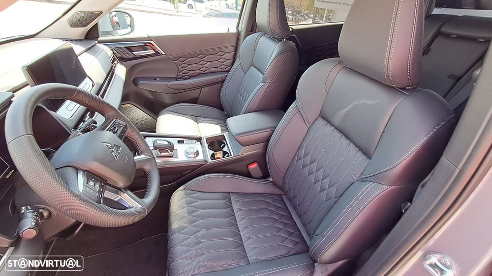 Mitsubishi Outlander 2.4 PHEV Instyle - 8