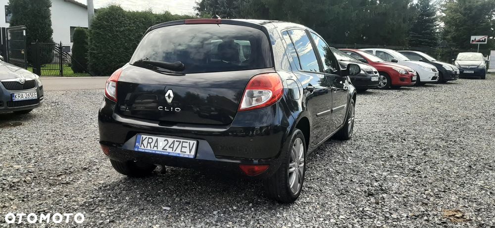 Renault Clio 1.2 16V Dwudziestka Euro5 - 15