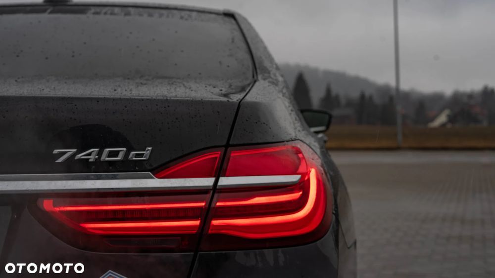 BMW Seria 7 740d xDrive - 19