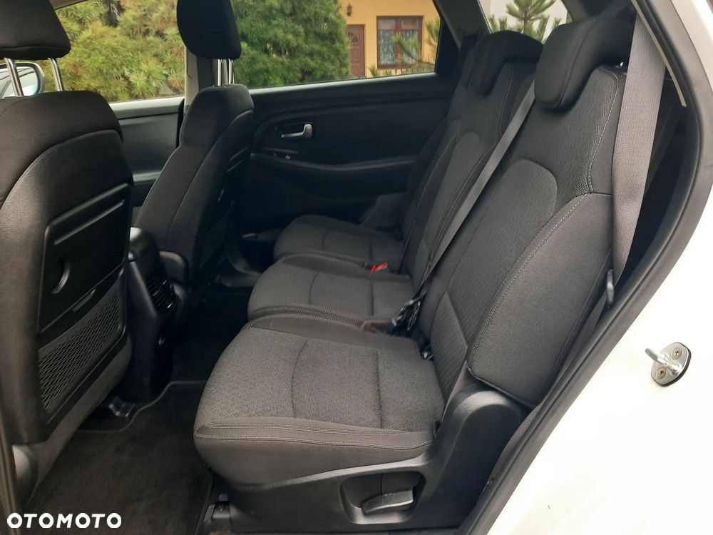 Kia Carens 1.6 GDI L 7os - 20