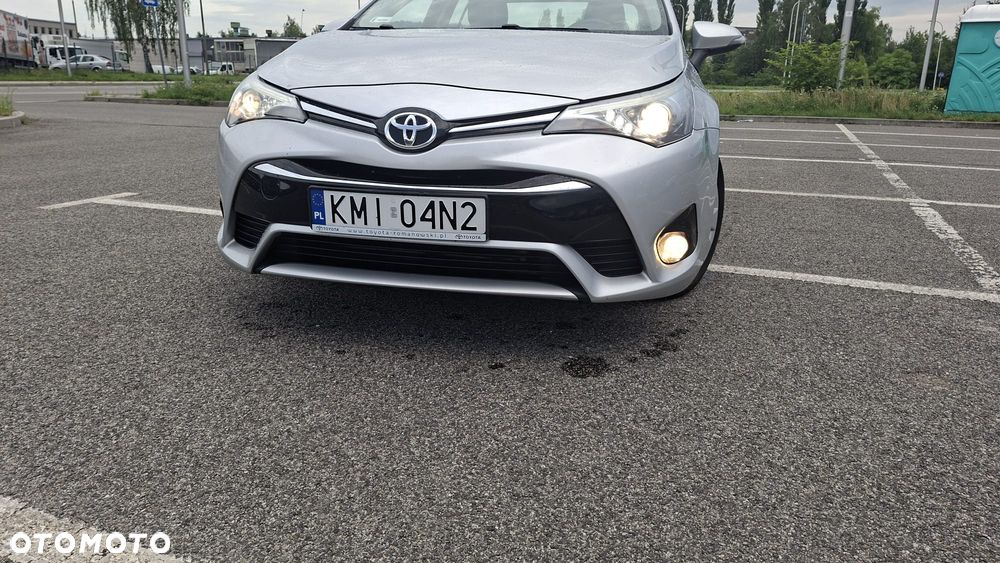 Toyota Avensis - 2