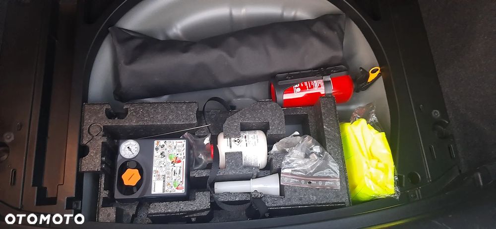 Volvo V40 D3 Drive-E Kinetic - 30