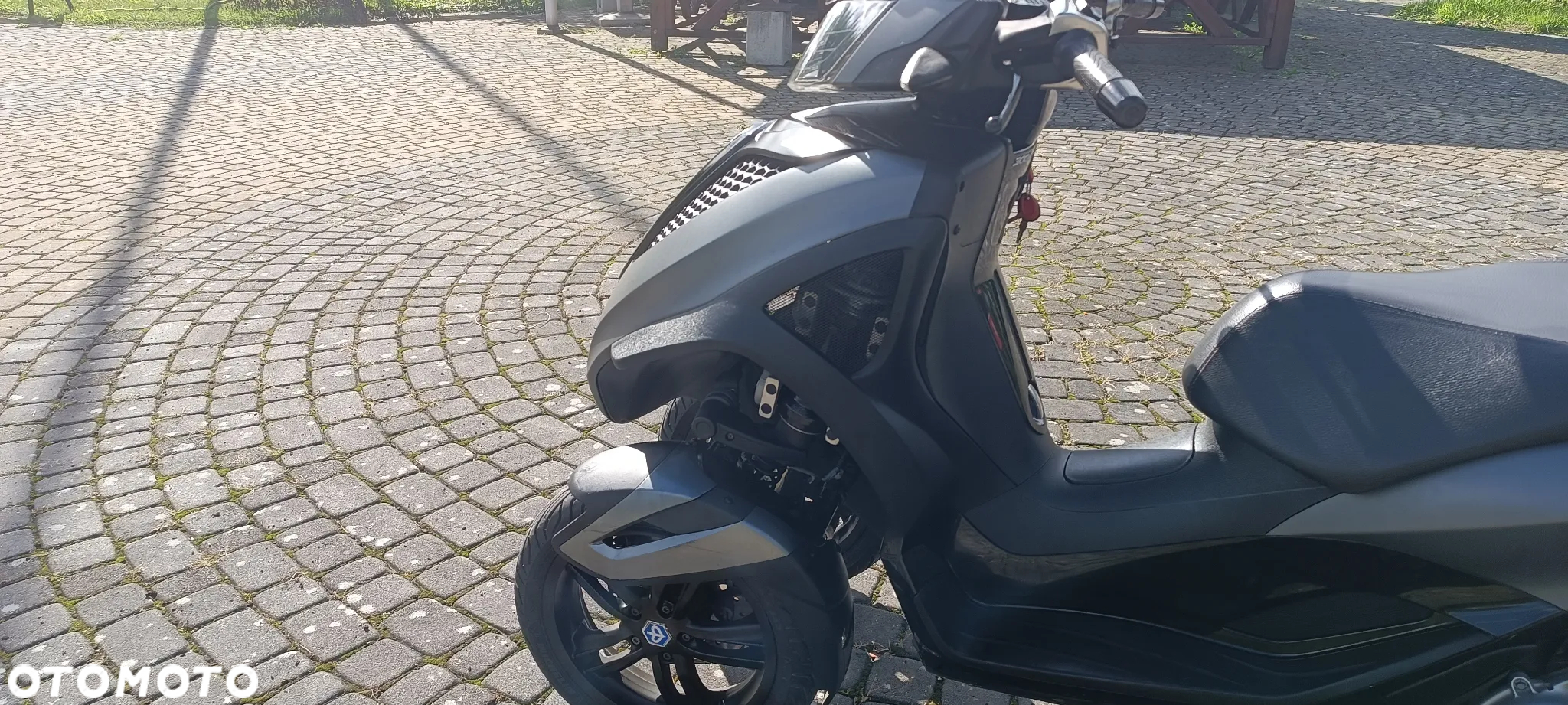 Piaggio MP-3 - 24