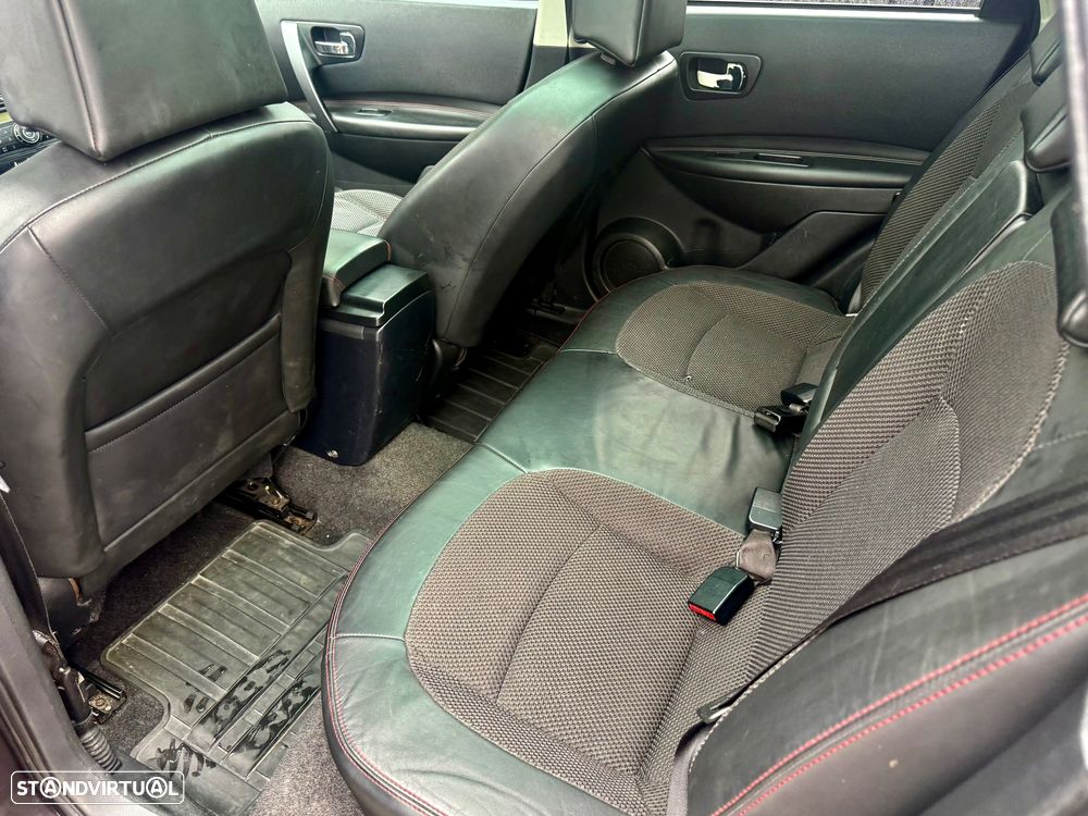 Nissan Qashqai 2.0 dCi Tekna Sport 18 - 10