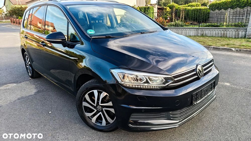 Volkswagen Touran 2.0 TDI SCR DSG ACTIVE - 2