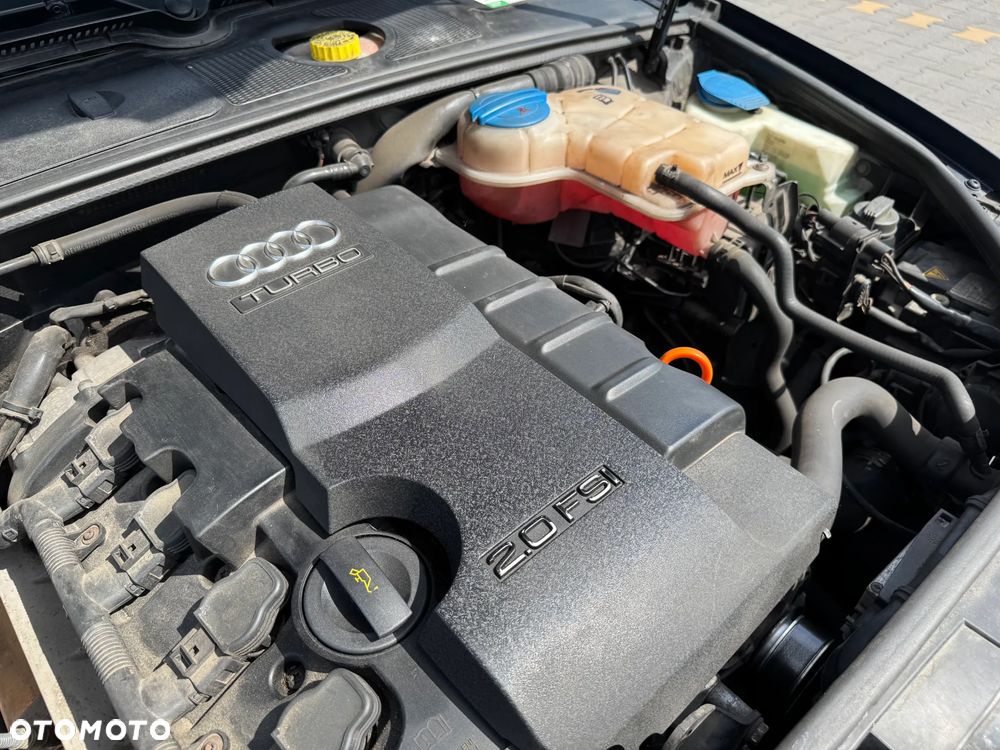 Audi A4 Limousine 2.0T FSI - 13