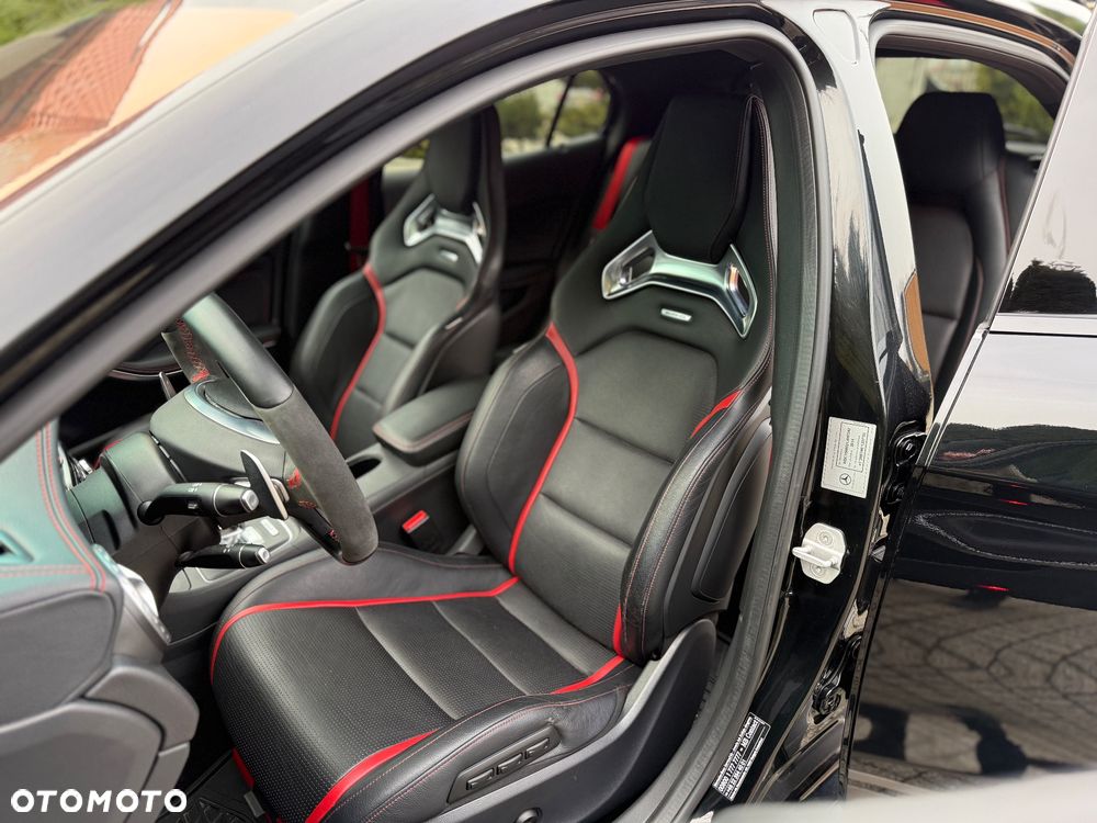 Mercedes-Benz GLA 45 AMG 4-Matic Edition 1 - 25