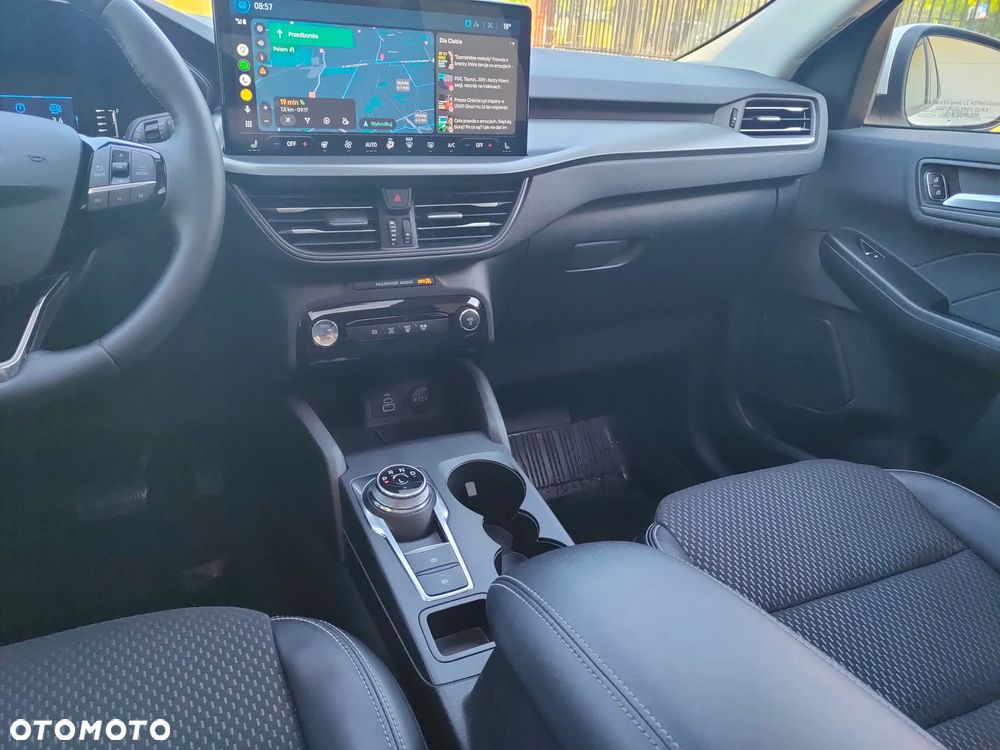 Ford Kuga - 24