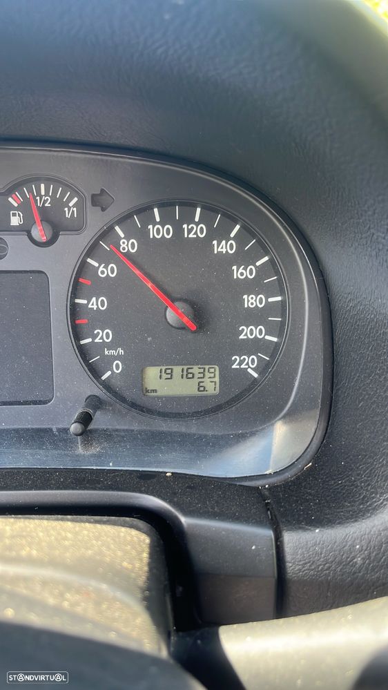 VW Golf 1.4i 25 Anos - 14