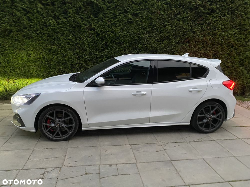 Ford Focus 2.3 EcoBoost S&S ST Edition - 13