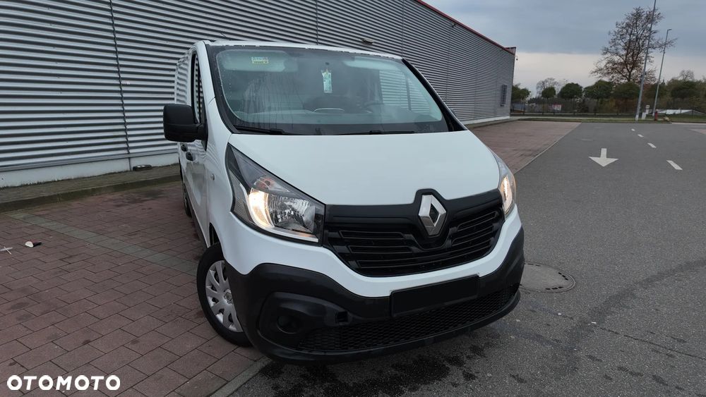 Renault Trafic - 11