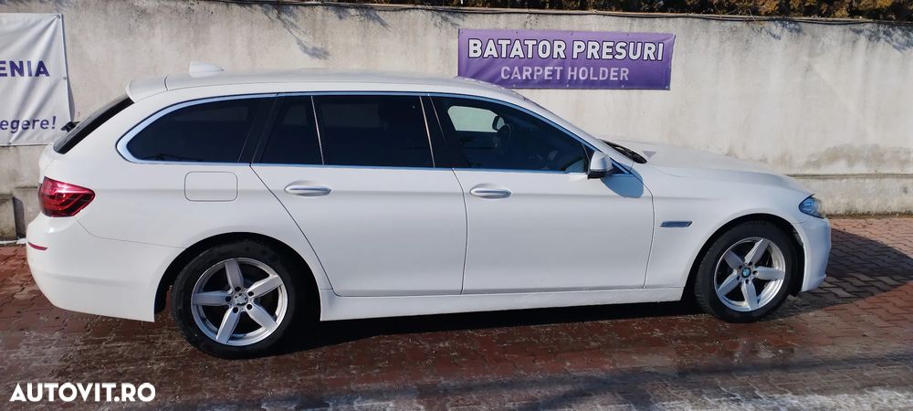 BMW Seria 5 520d xDrive AT - 3