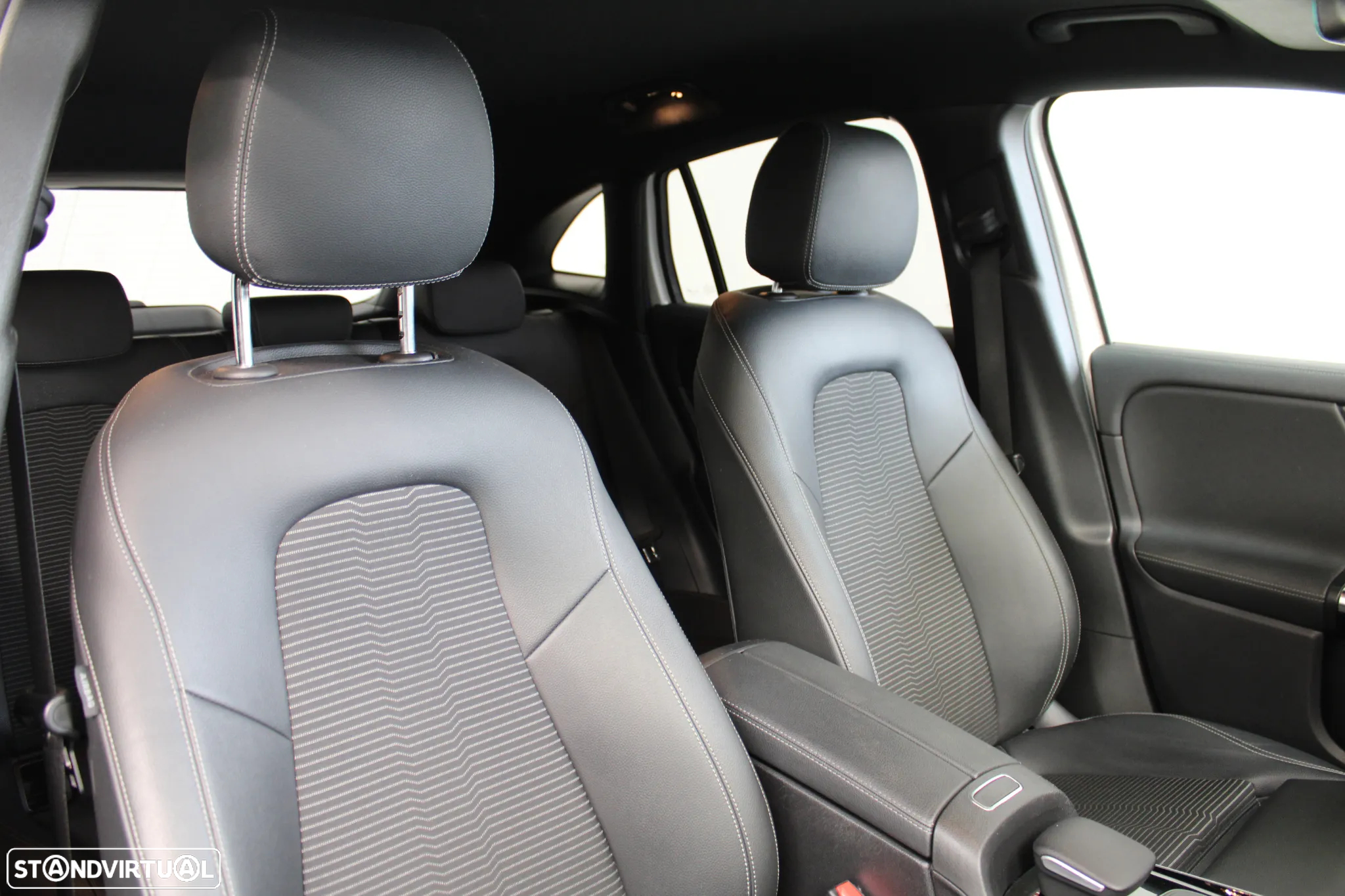 Mercedes-Benz GLA 180 d Style - 20