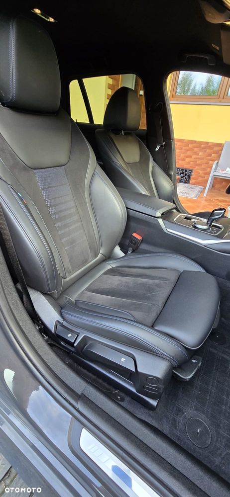 BMW Seria 3 320d xDrive M Sport - 38