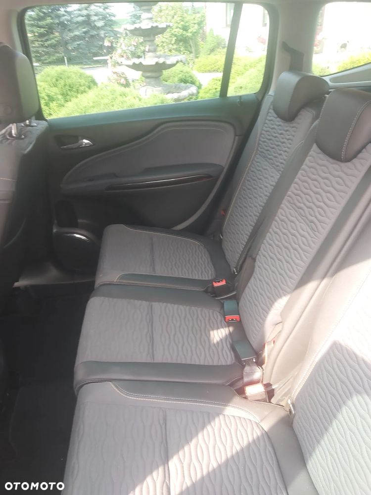 Opel Zafira 2.0 CDTI Cosmo - 19
