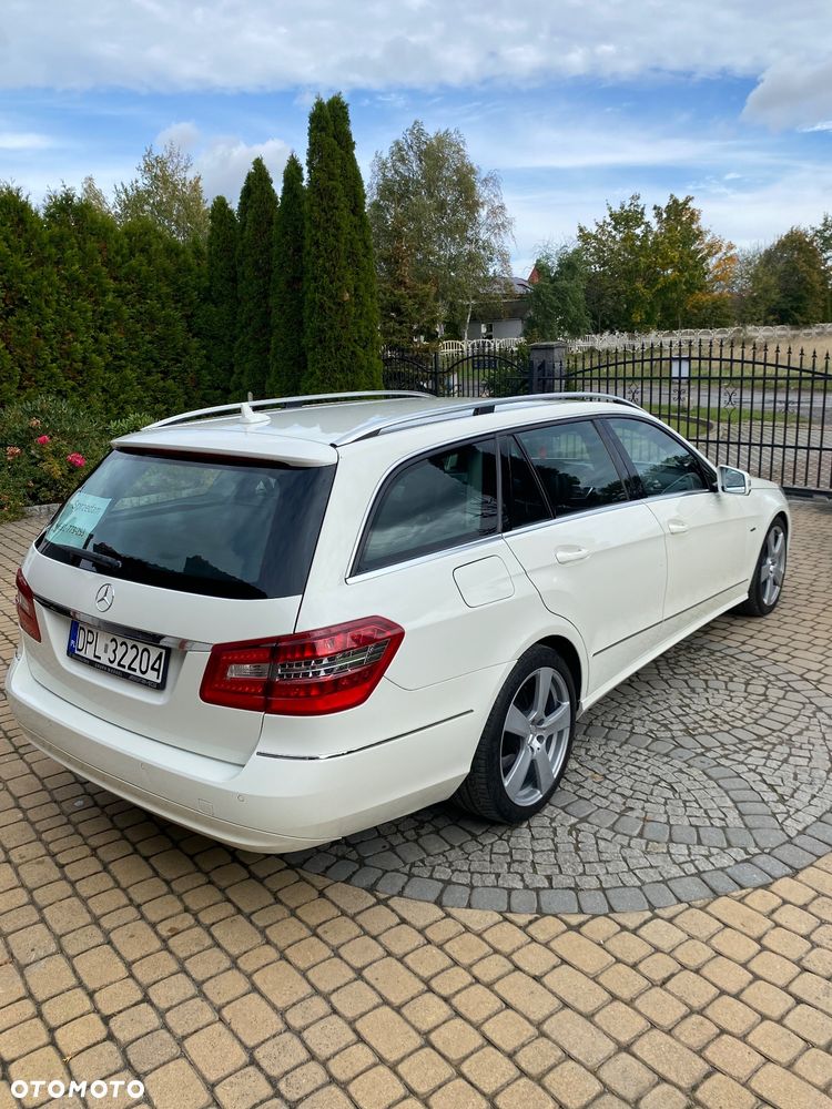 Mercedes-Benz Klasa E 250 CDI 4-Matic BlueEff Avantgarde - 5