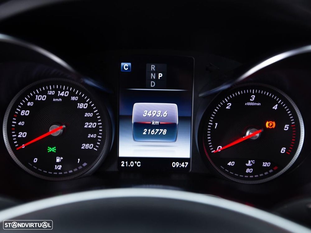 Mercedes-Benz GLC 350 d Coupé AMG Line 4-Matic - 29