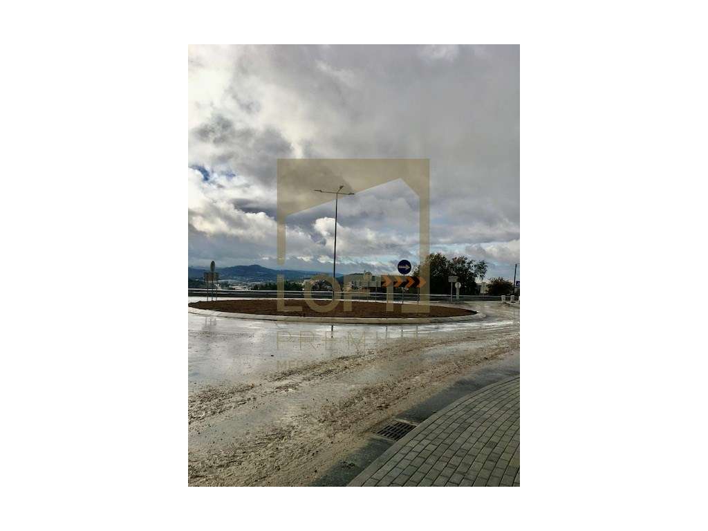 Lote Habitacional em Pencelo - Grande imagem: 3/4