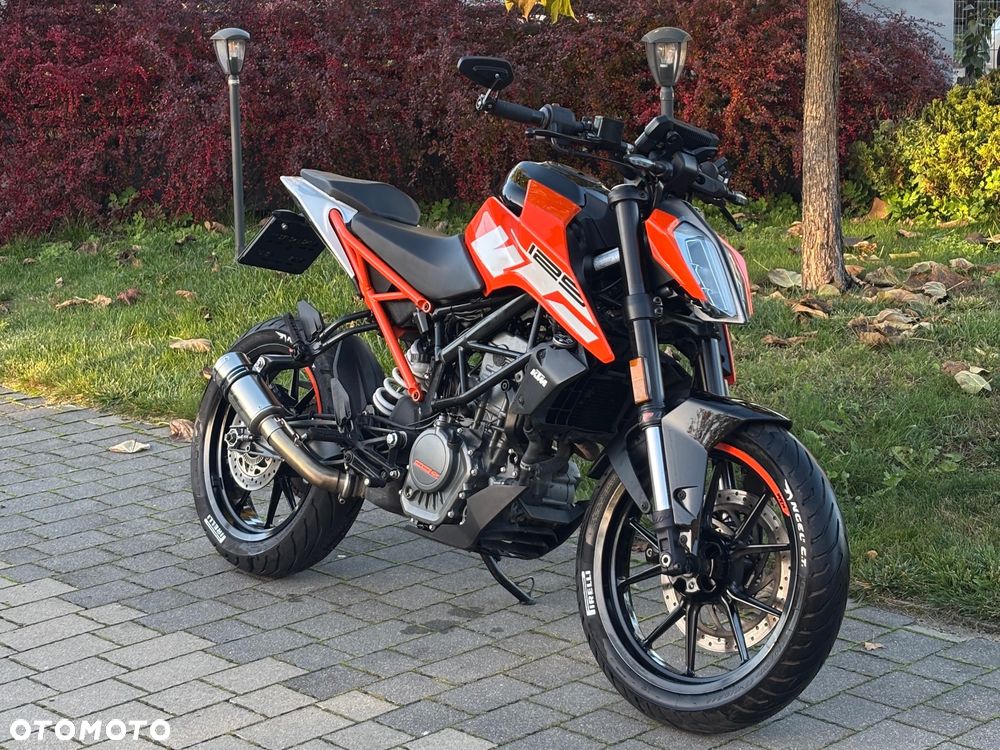 KTM Duke 125