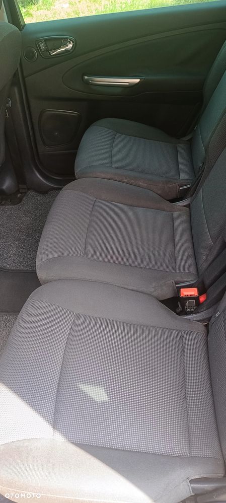Ford S-Max 2.0 TDCi Titanium - 9