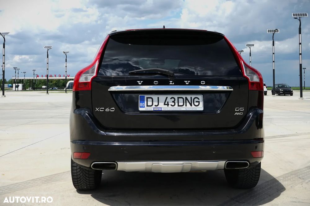 VOLVO XC60 2015 — imagine 7