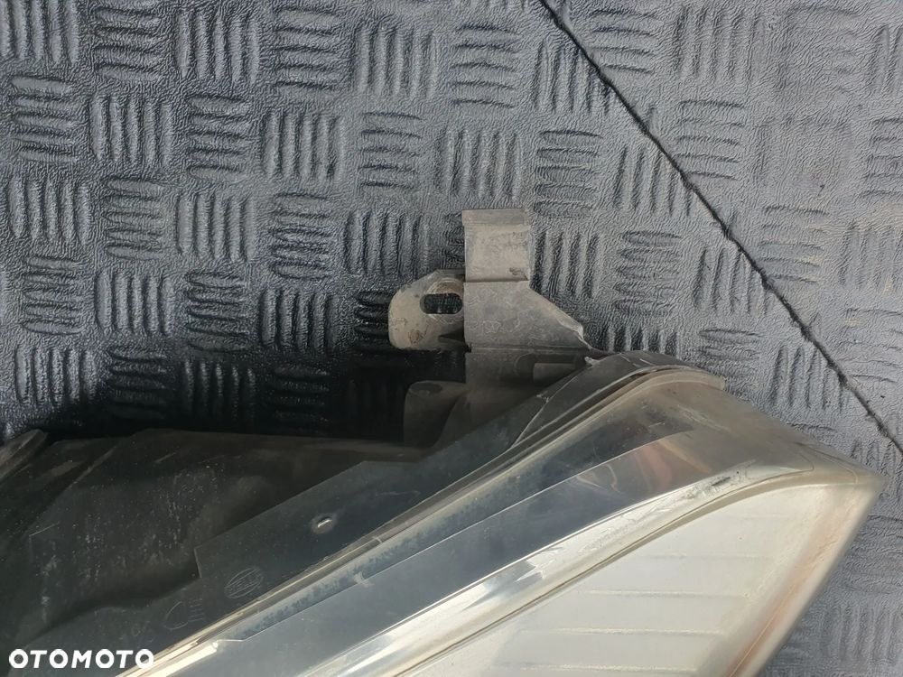 CITROEN C4 PICASSO LAMPA PRAWA PRZEDNIA PRAWY PRZÓD EUROPA - 3