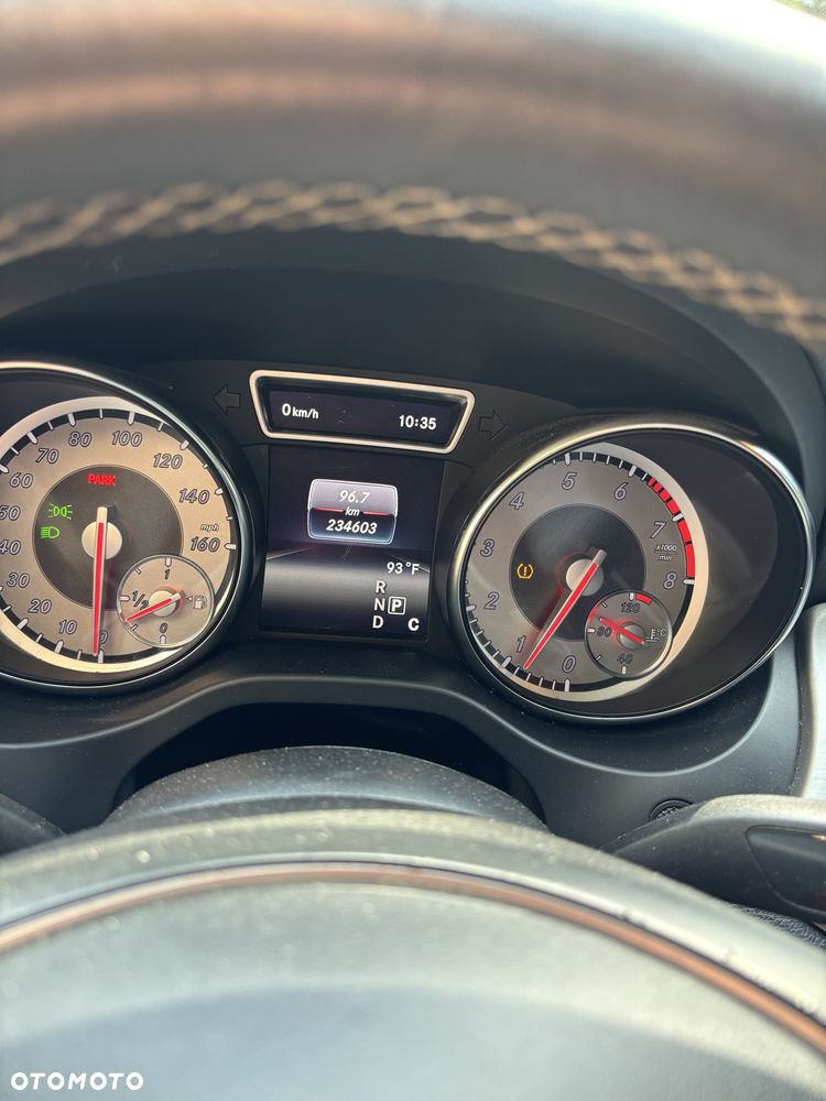 Mercedes-Benz CLA - 8