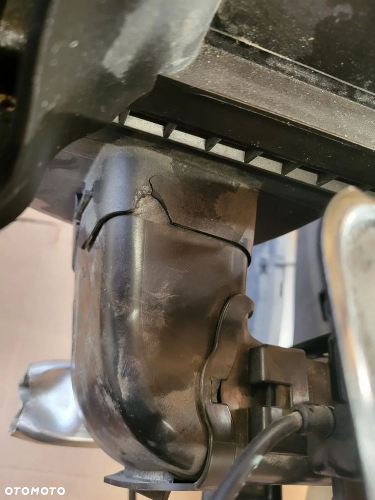Bmw f30 f30 pas przedni chłodnice n47 automat - 6
