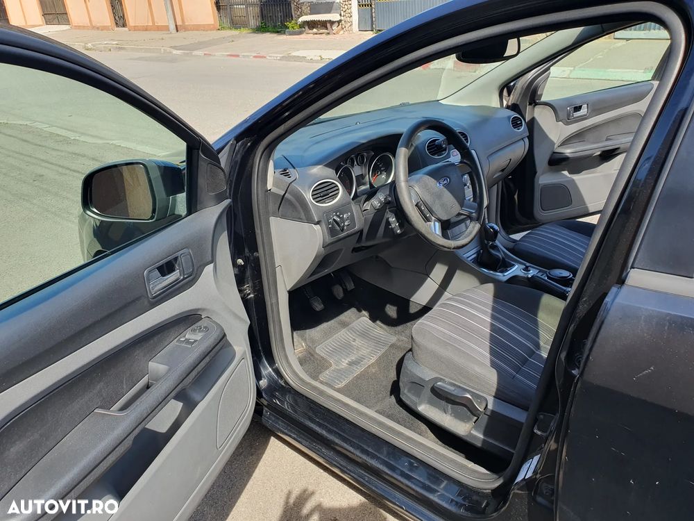 Ford Focus 1.8 TDCI Trend - 13