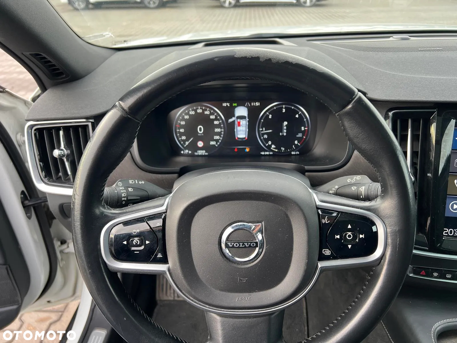 Volvo V90 Cross Country D5 AWD Pro - 14