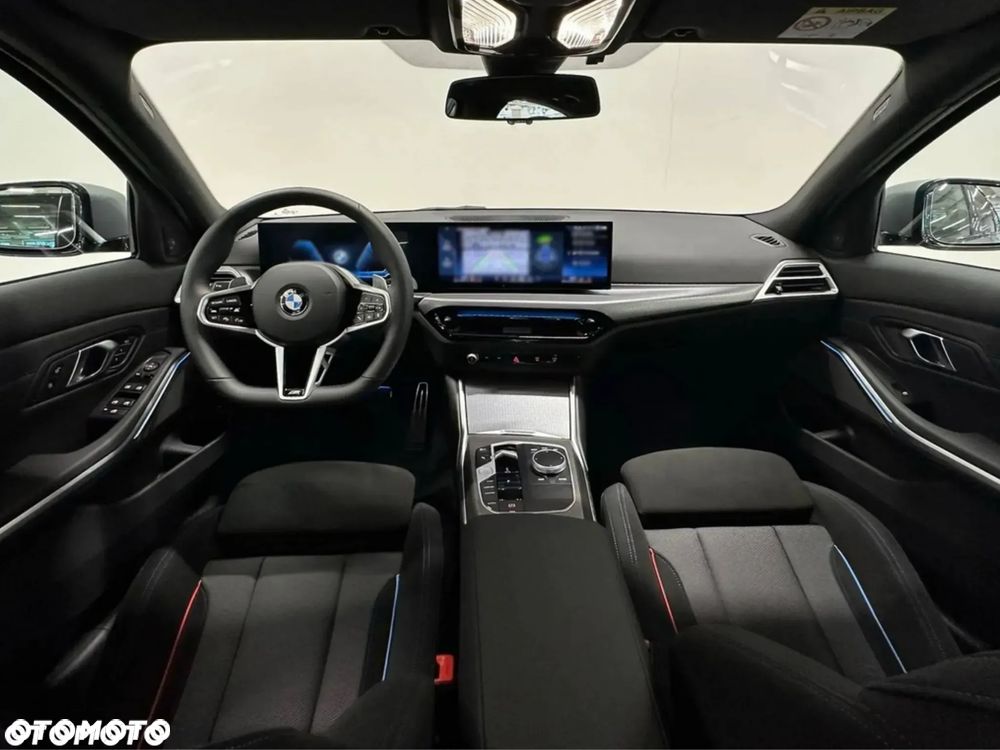 BMW Seria 3 330i xDrive M Sport - 5