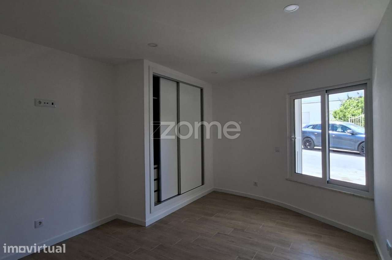 Apartamento T2 como novo, perto da praia - Grande imagem: 4/12