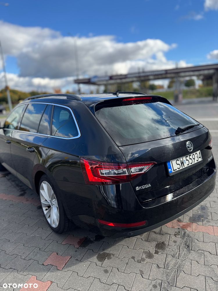 Skoda Superb 1.6 TDI GreenLine - 5