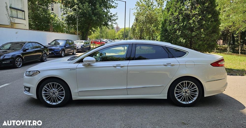 Ford Mondeo 2.0 HEV Vignale - 6