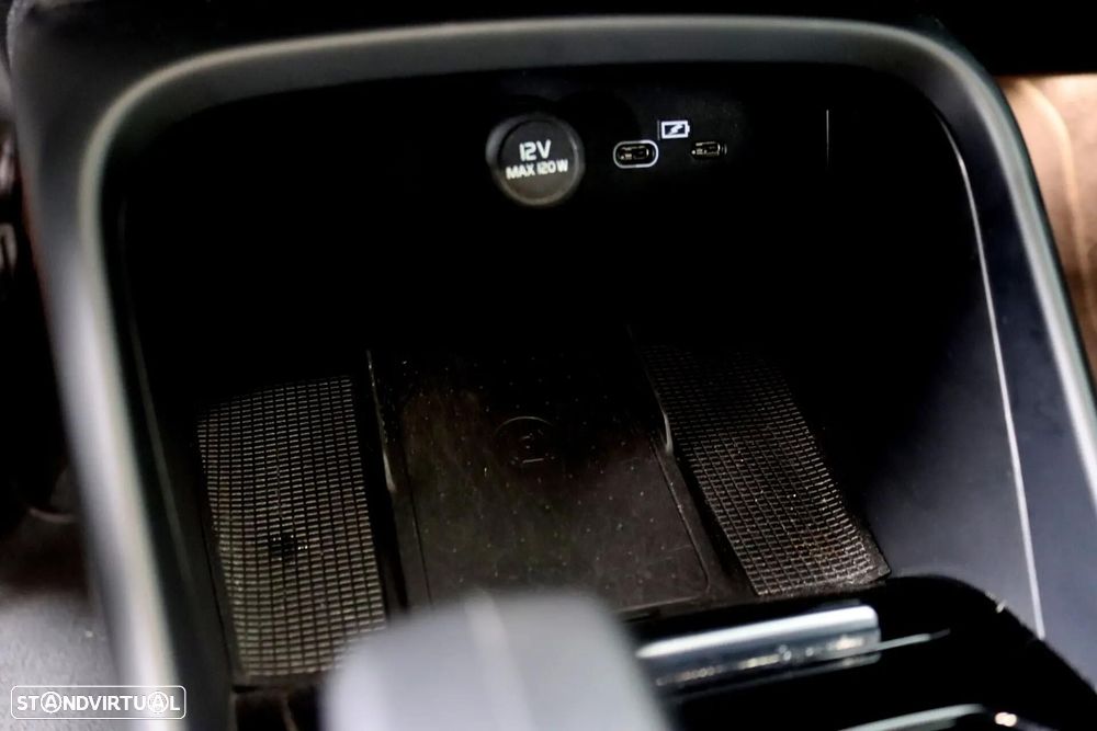 Volvo C40 Recharge Core - 17