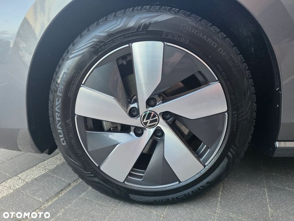 Volkswagen Passat - 39