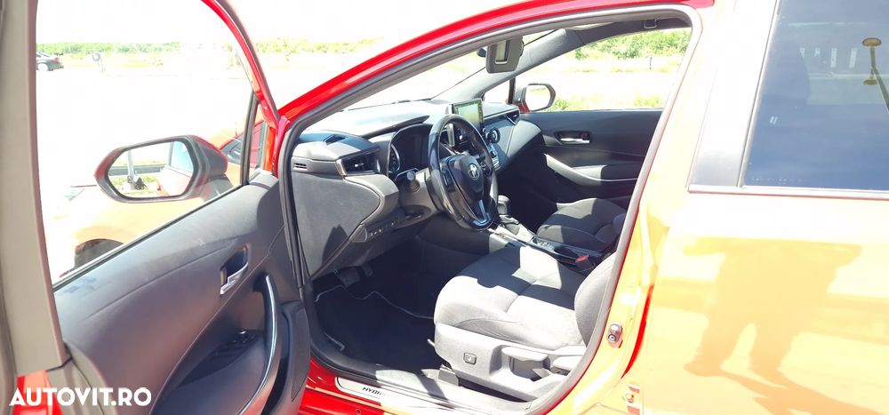 Toyota Corolla 1.8 Business Edition - 25