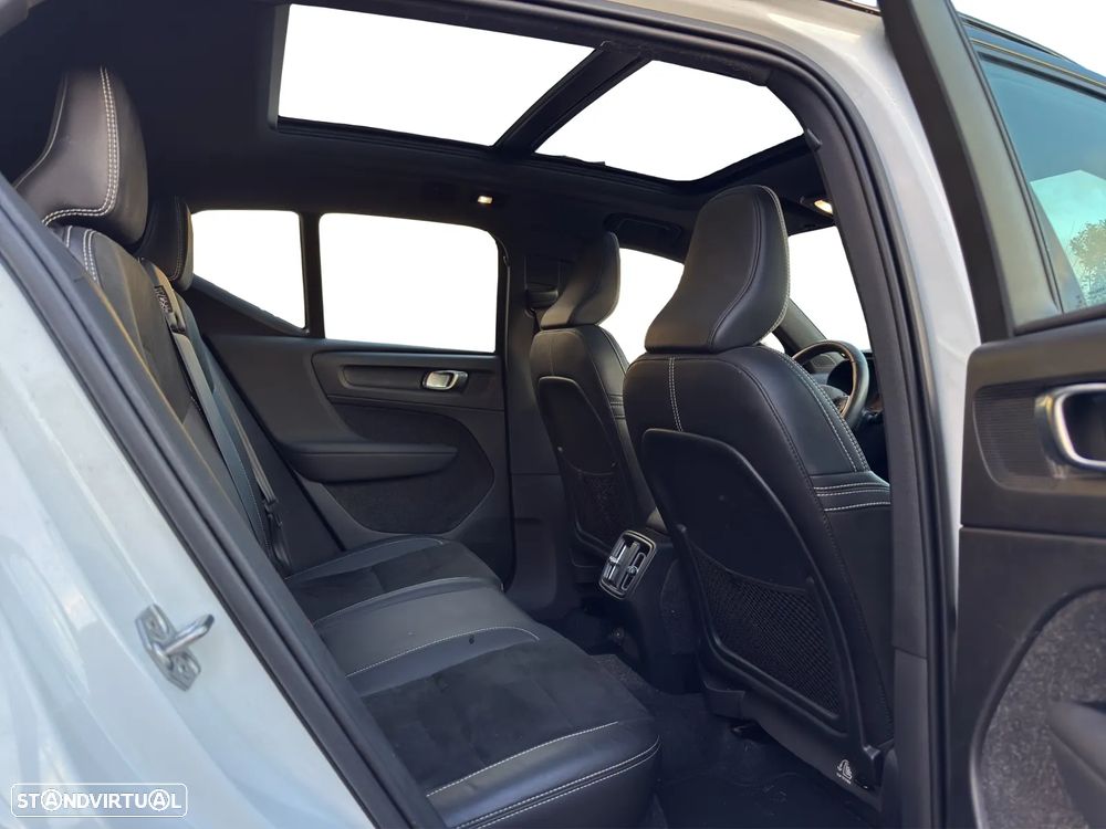 Volvo XC 40 Twin Recharge Pro - 16