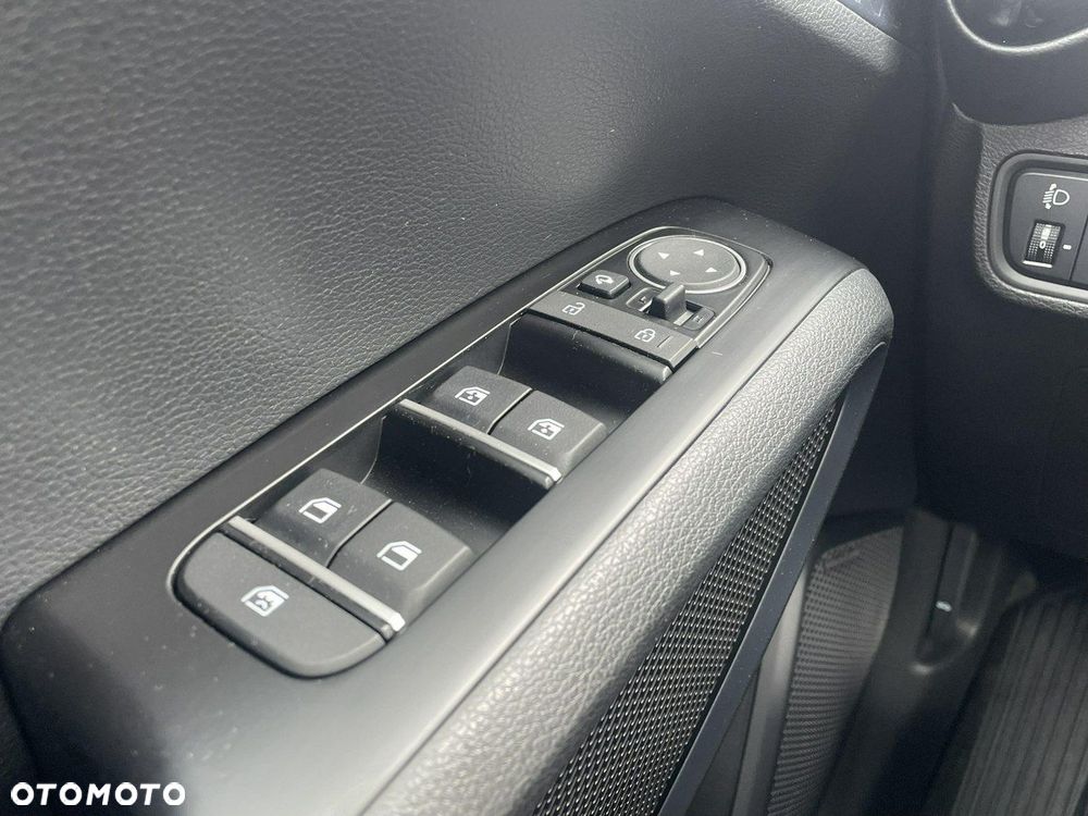 Kia Soul e-Soul 64kWh L - 25
