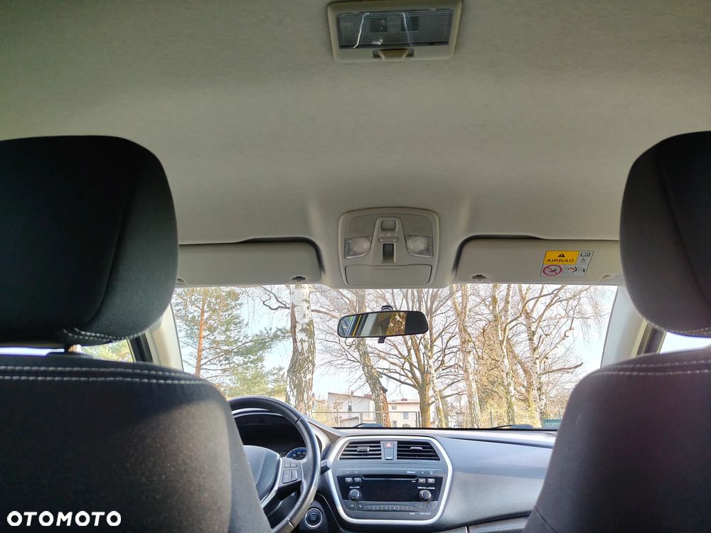 Suzuki SX4 S-Cross 1.6 Premium - 3