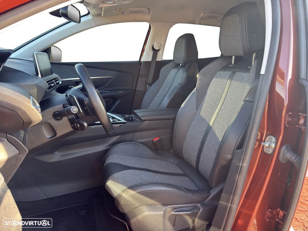 Peugeot 3008 PureTech 130 Stop & Start GPF EAT8 Allure - 11