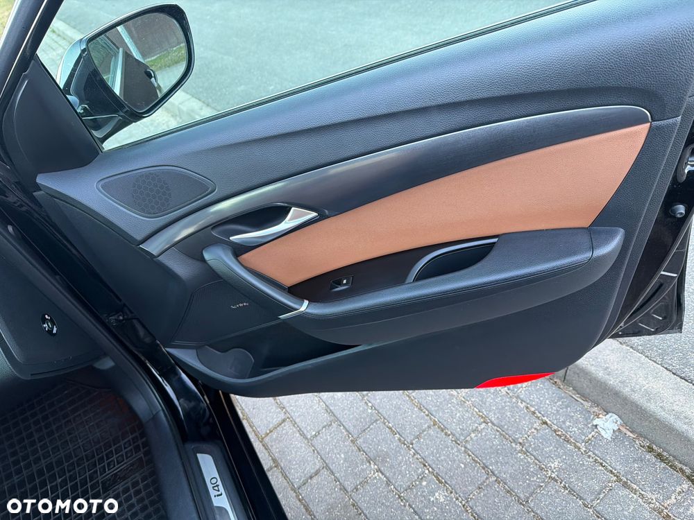 Hyundai i40 Kombi 1.7 CRDi Premium - 14